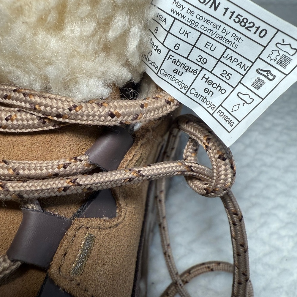 UGG TerreTrail Cozy Winter Boots with Shearling Interior - Picture 6 of 7
